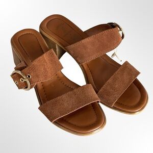 Italian Shoemakers Handmade Italian Suede Slide Sandals in 8